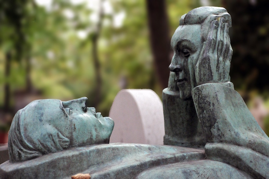Visite guidée cimetière du Père-Lachaise | Un jour de plus à Paris
