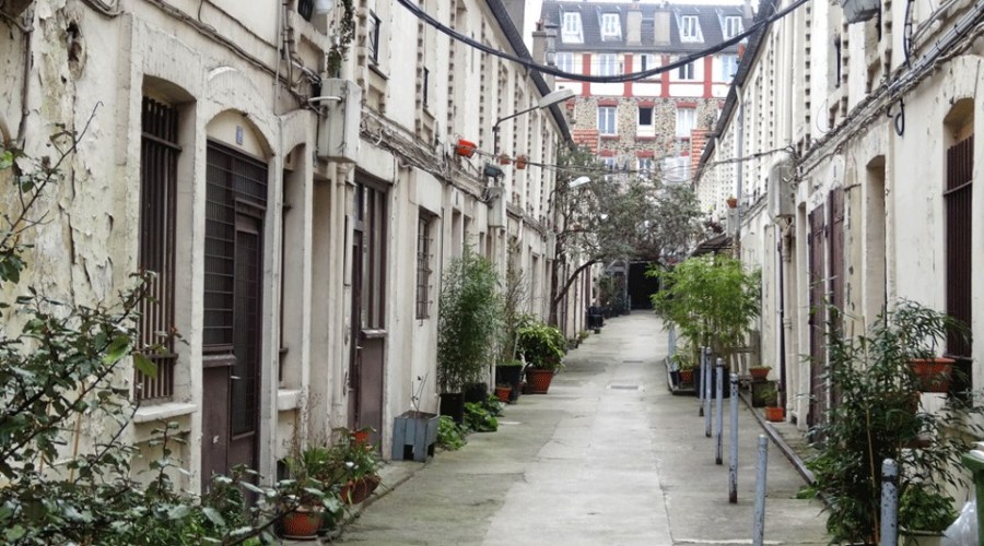 Les Plus Belles Rues Secrètes De Paris Un Jour De Plus à Paris - 