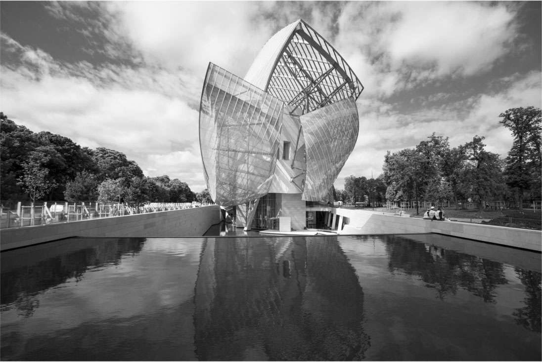 La Fondation Louis Vuitton - Paris' New Contemporary Art Museum